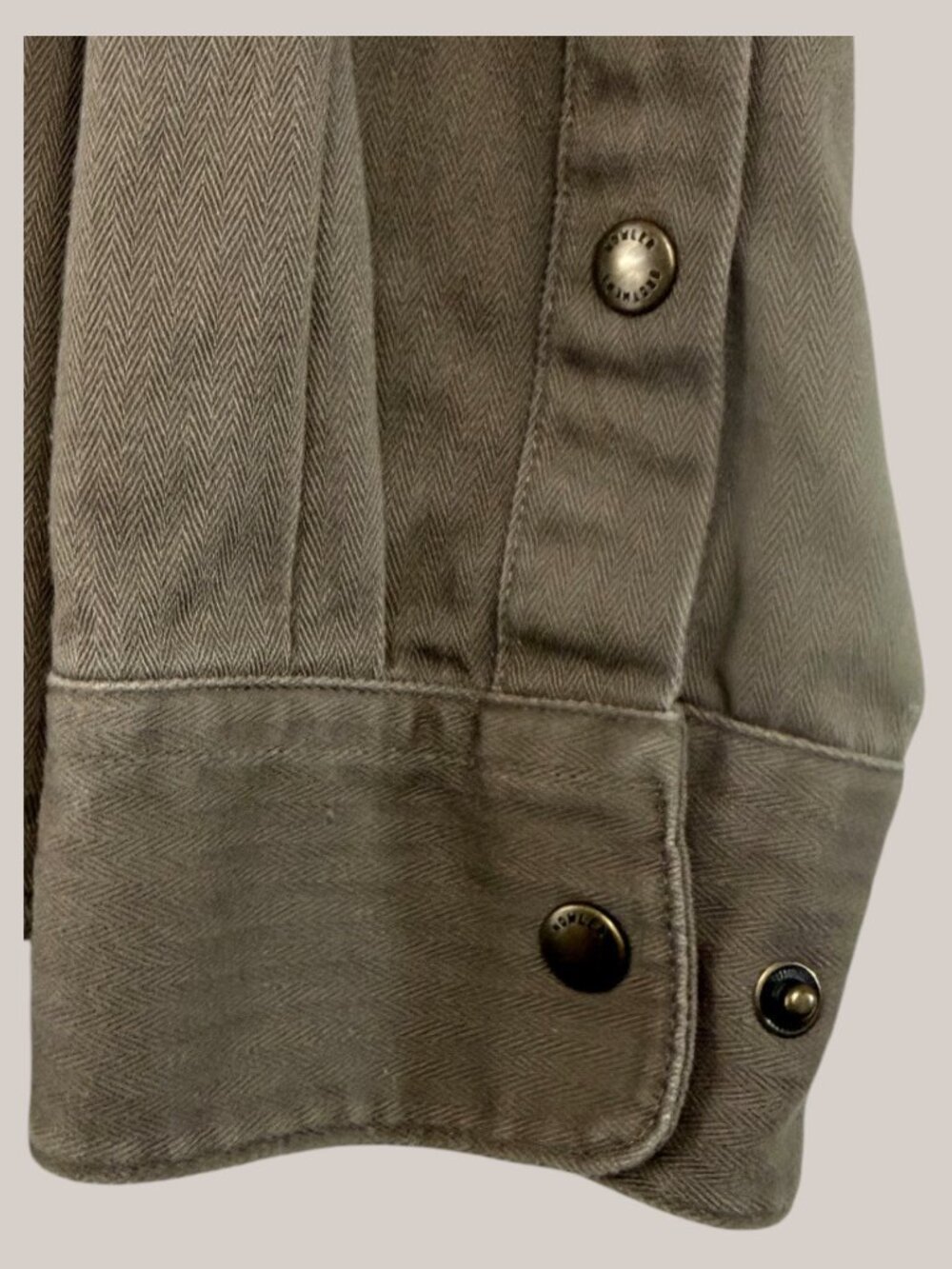 Howler Brothers Sawhorse Workshirt – Taupe – Men’s Large – Gently Used - Picture 6 of 7